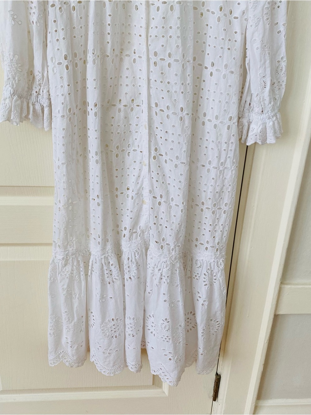 $495 LoveShackFancy Elspeth White Lace Crochet Scalloped Broderie Shirt Dress XS - Picture 6 of 15